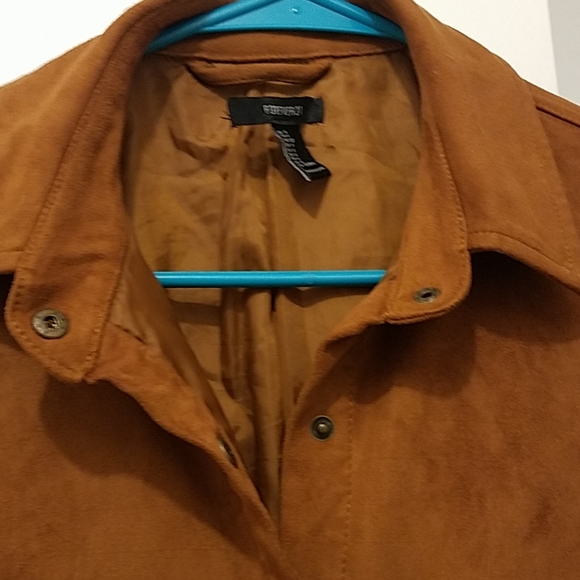 Jacket - Picture 2 of 3